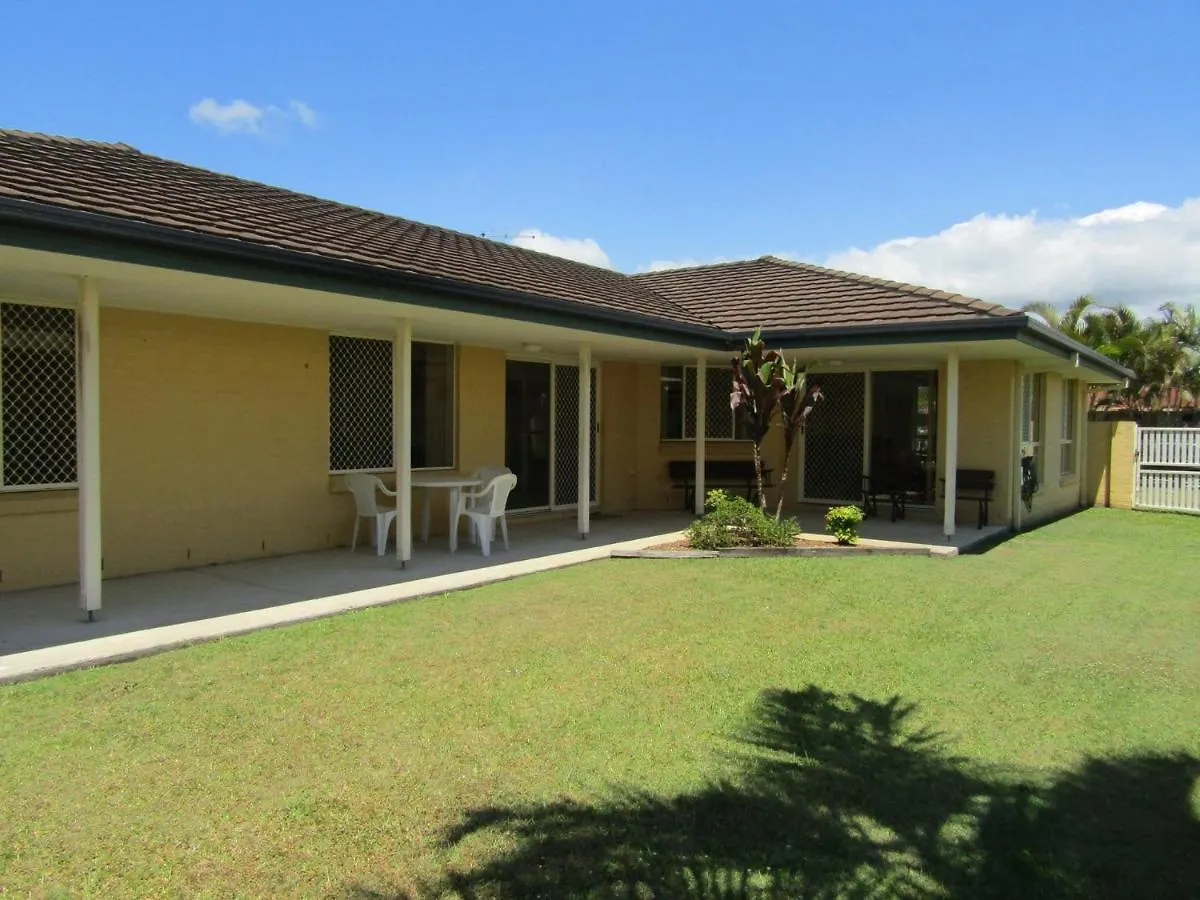 Daintree House, Lennox Head Villa Holiday home