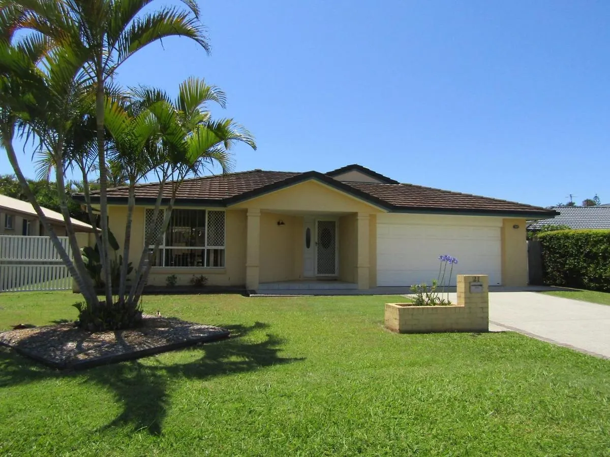 Daintree House, Lennox Head Villa