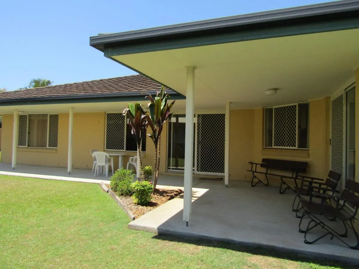 Daintree House, Lennox Head Villa Holiday home